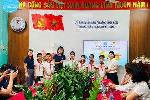 TRĂNG XANH “GIEO LẠI NỤ CƯỜI SAU CƠN BÃO”
