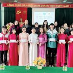 TRAO GỬI YÊU THƯƠNG – TẶNG ÁO DÀI TẾT CHO CÁC EM NHỎ TRĂNG XANH